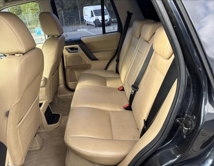 Land Rover Freelander 7