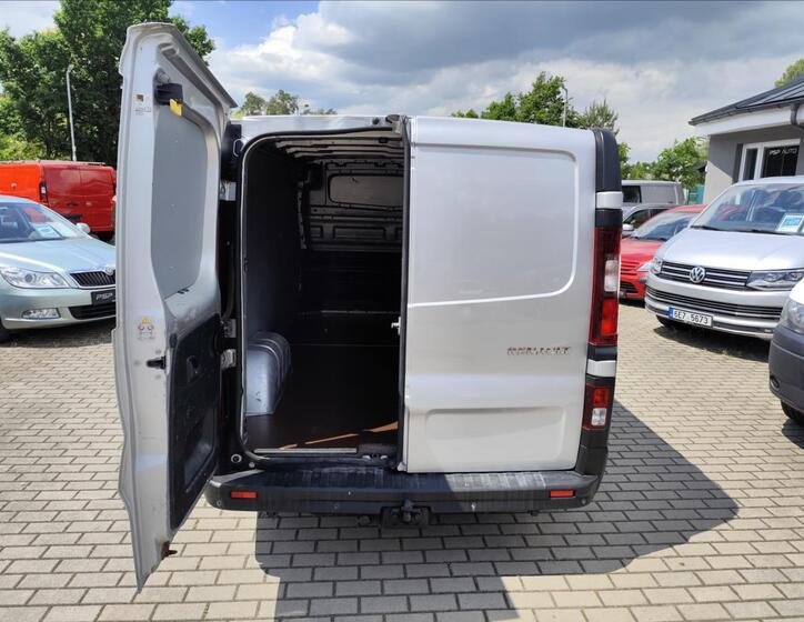 Renault Trafic 30