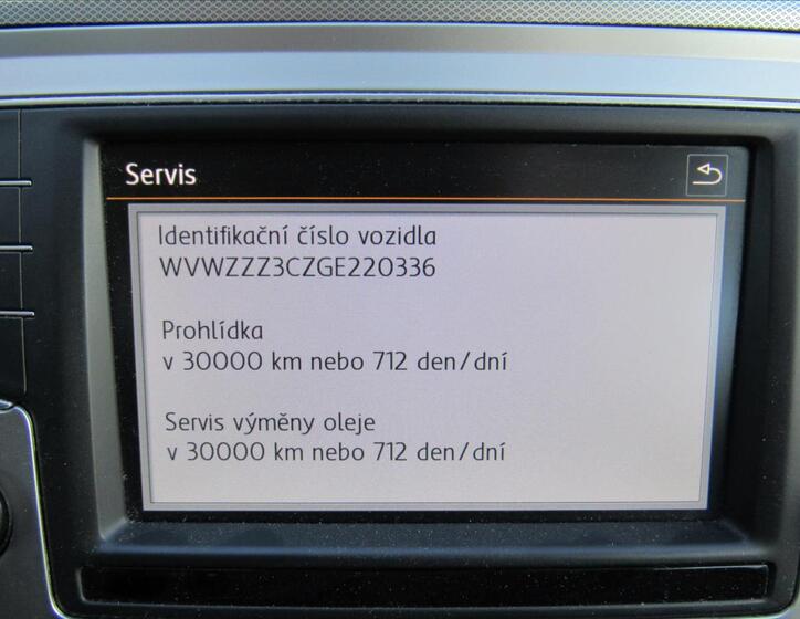 Volkswagen Passat 18