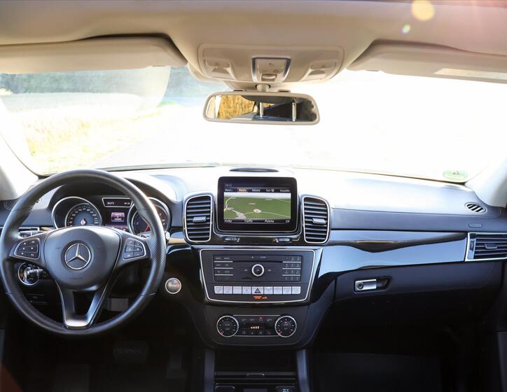 Mercedes-Benz GLE 32