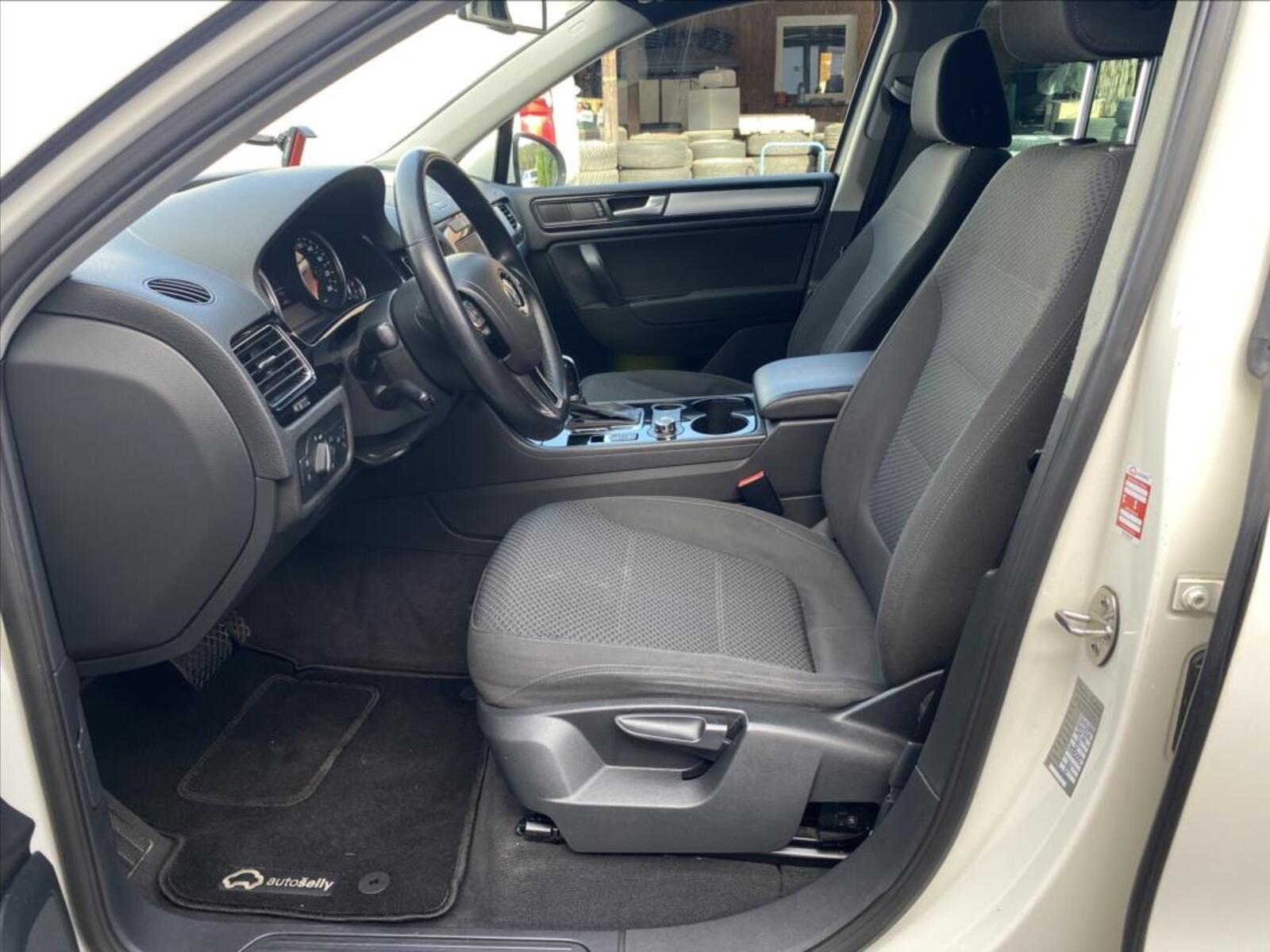 Volkswagen Touareg 10