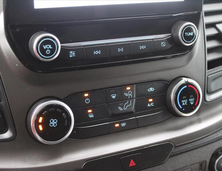 Ford Transit Custom 17