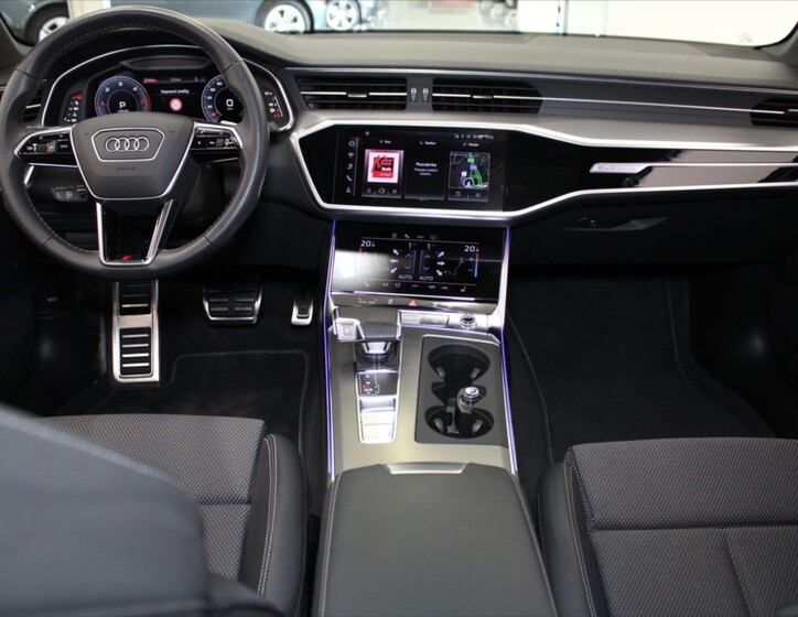 Audi A6 8