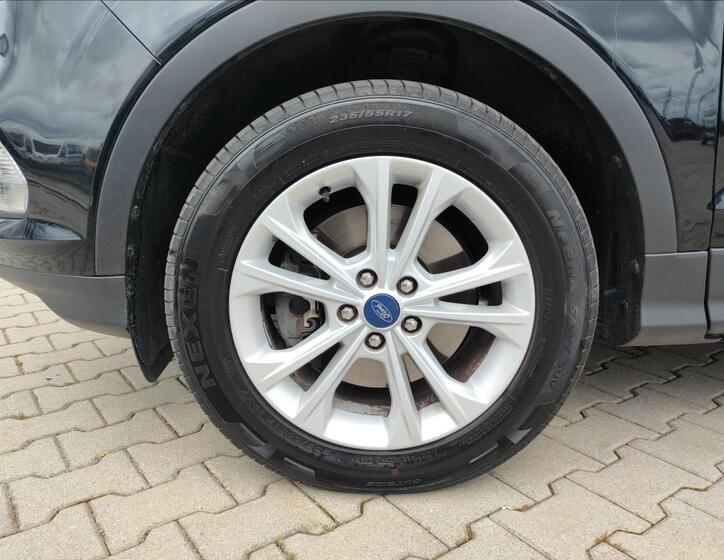 Ford Kuga 9
