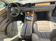 Audi A8 11