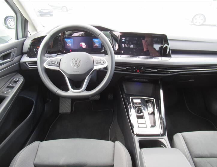 Volkswagen Golf 13