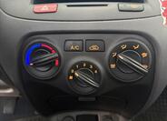 KIA Rio 15