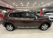 Peugeot 2008 6