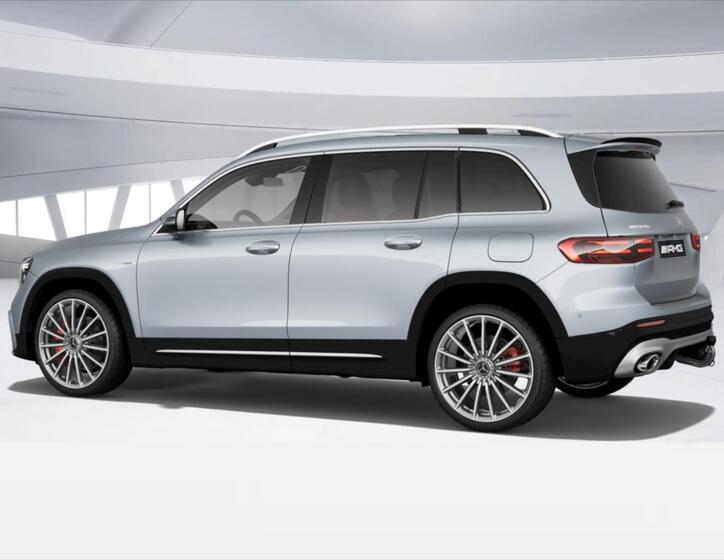 Mercedes-Benz GLB 4