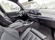 BMW X7 8