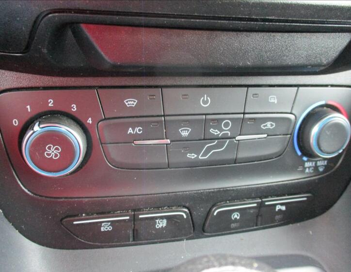 Ford Transit Connect 14