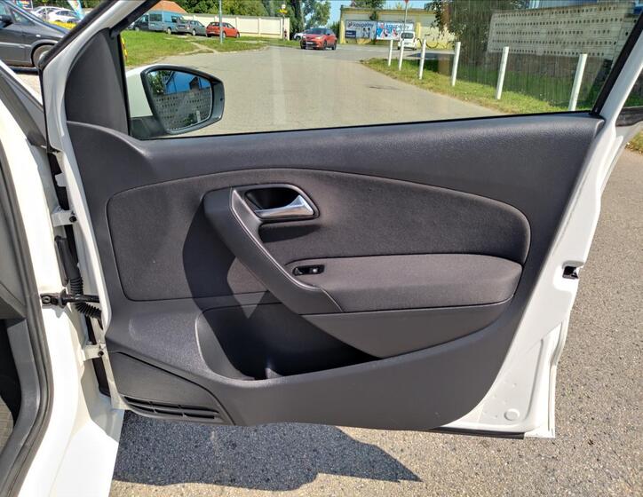 Volkswagen Polo 20