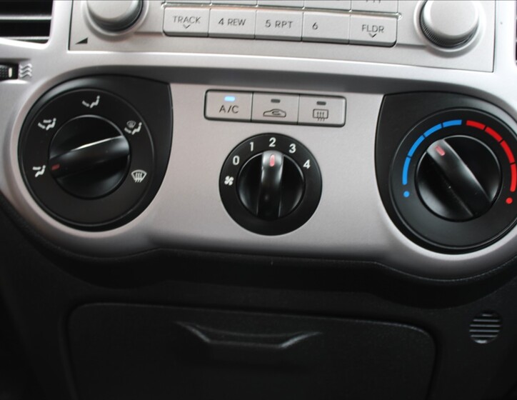 Hyundai i20 12