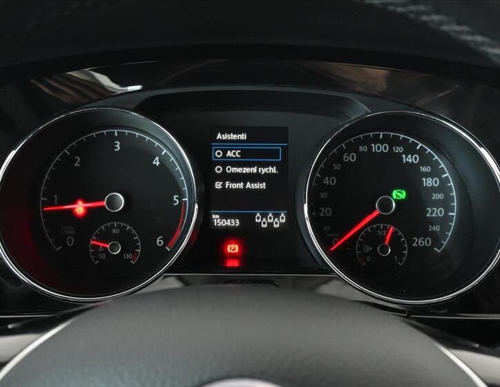 Volkswagen Touran 14