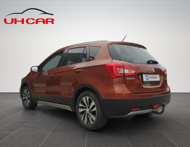 Suzuki SX4 S-Cross 7