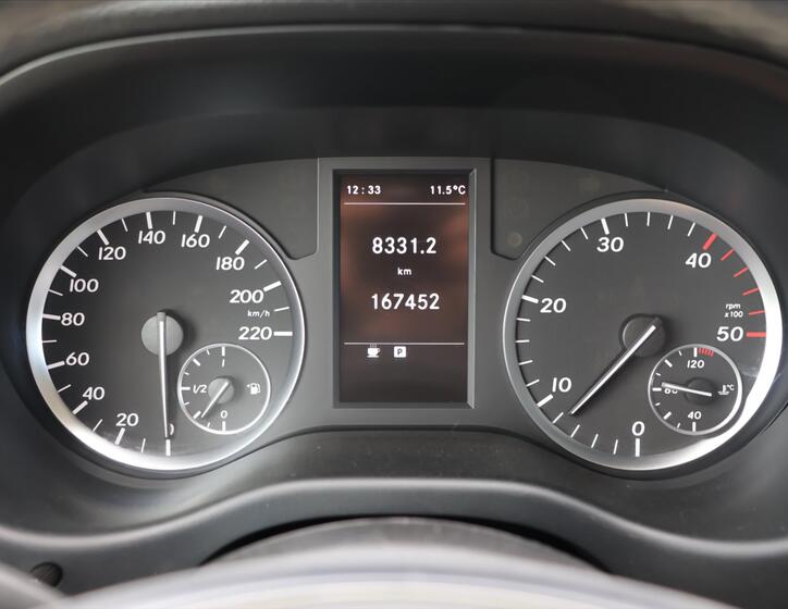 Mercedes-Benz Vito 27