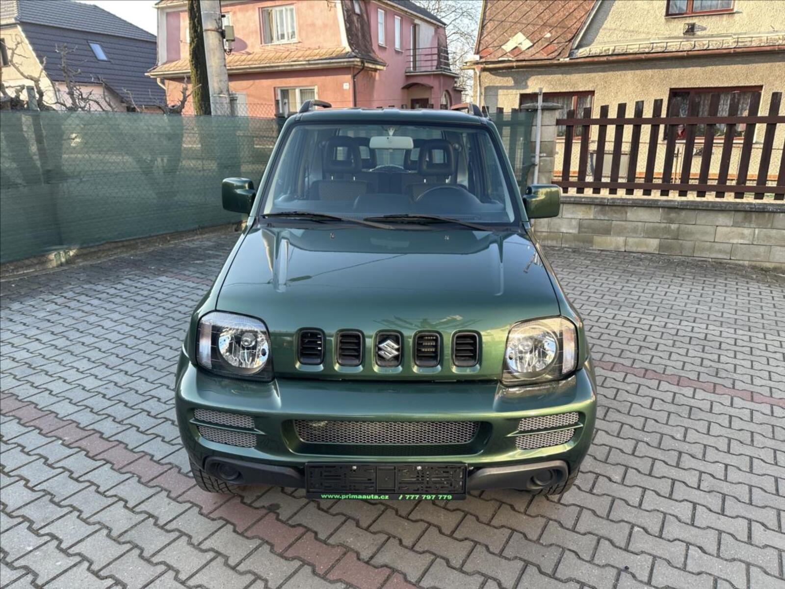Suzuki Jimny 10