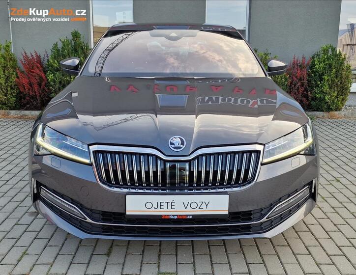 Škoda Superb 4
