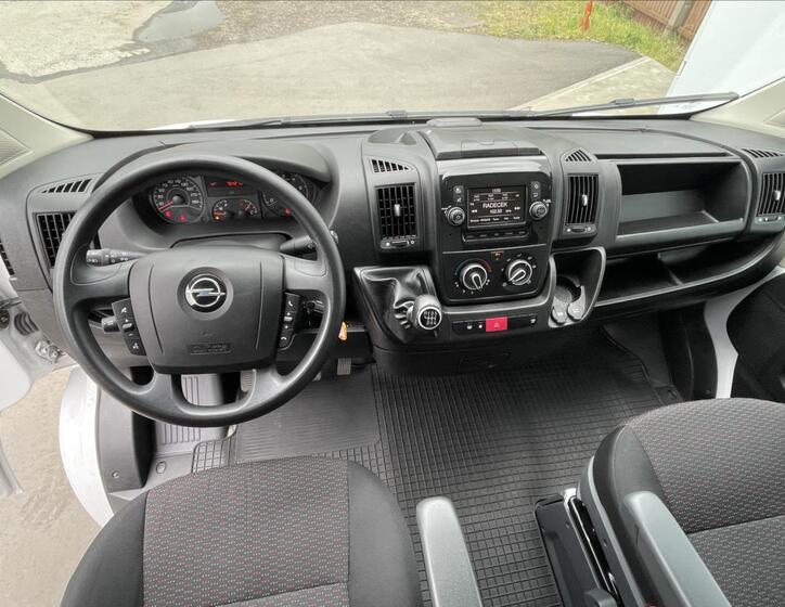 Opel Movano 6
