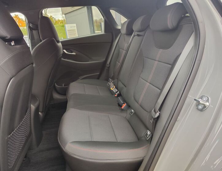 Hyundai i30 12