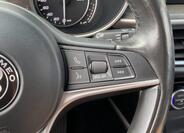 Alfa Romeo Stelvio 18