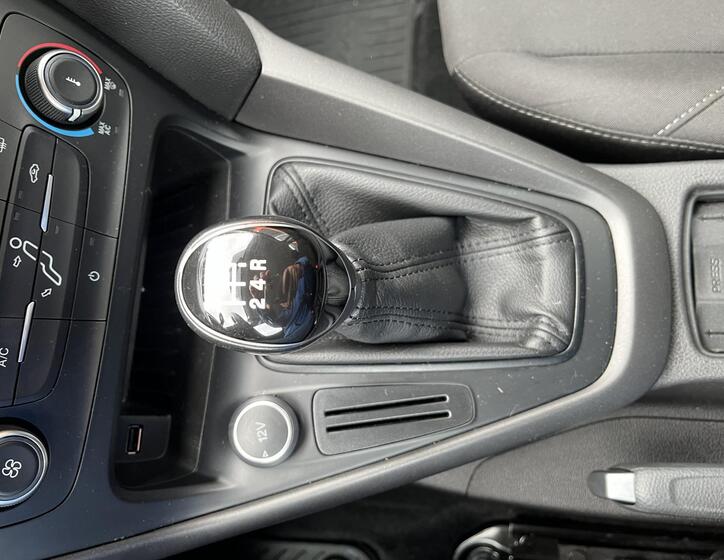 Ford Focus 19