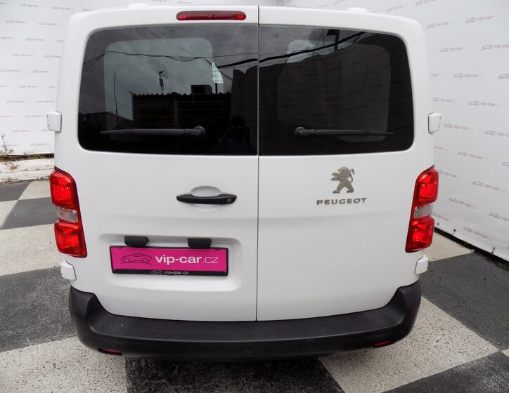Peugeot Expert 8