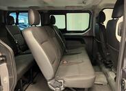 Renault Trafic 12