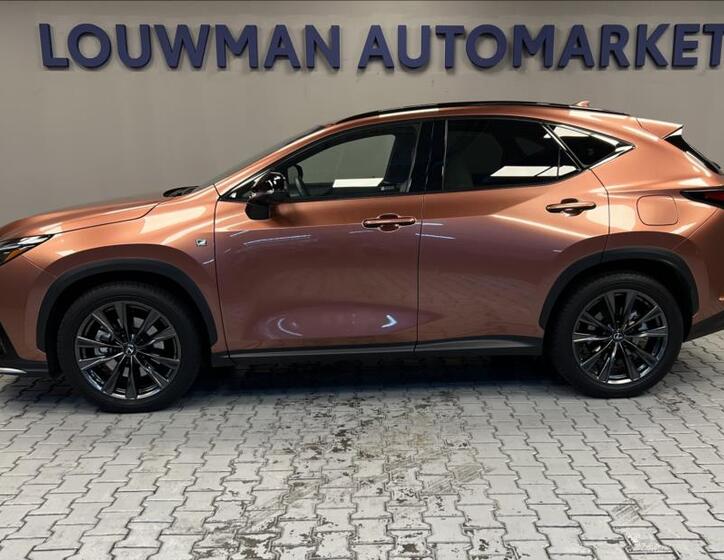 Lexus NX 450h plus 3