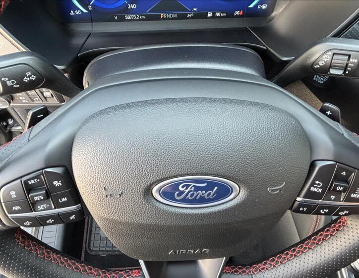Ford Kuga 28