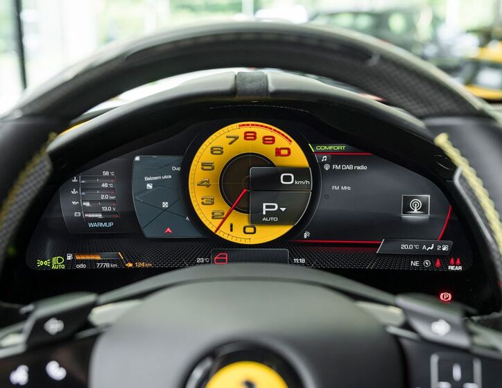 Ferrari Roma 11