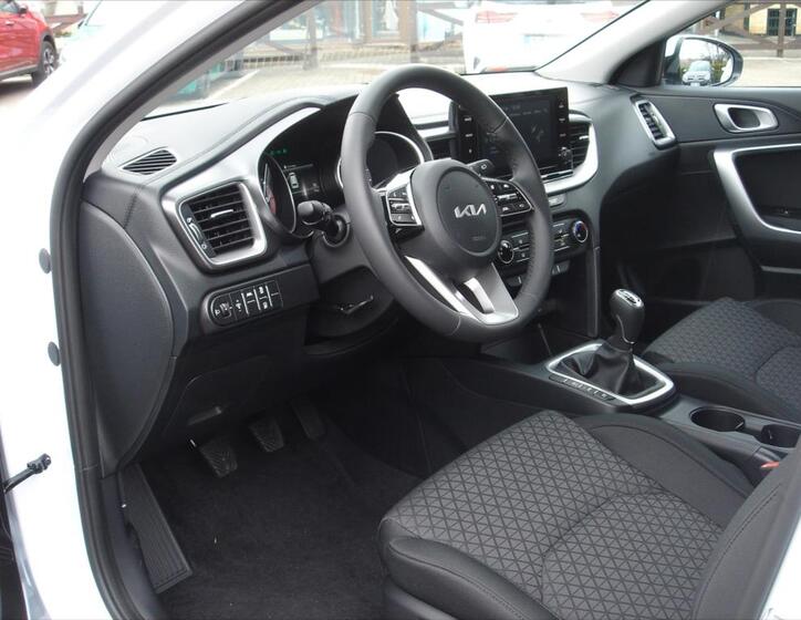 KIA Ceed 14