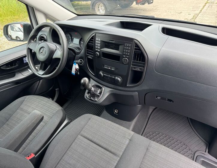 Mercedes-Benz Vito 10