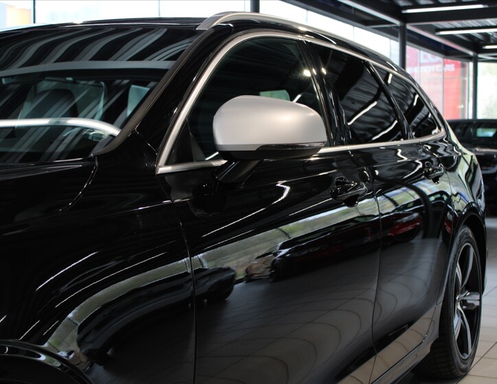Volvo V90 8