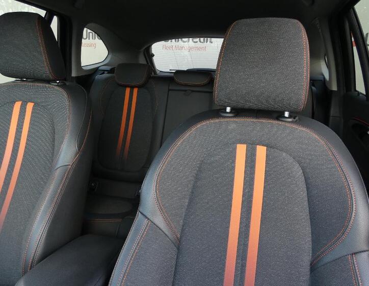 BMW X1 7