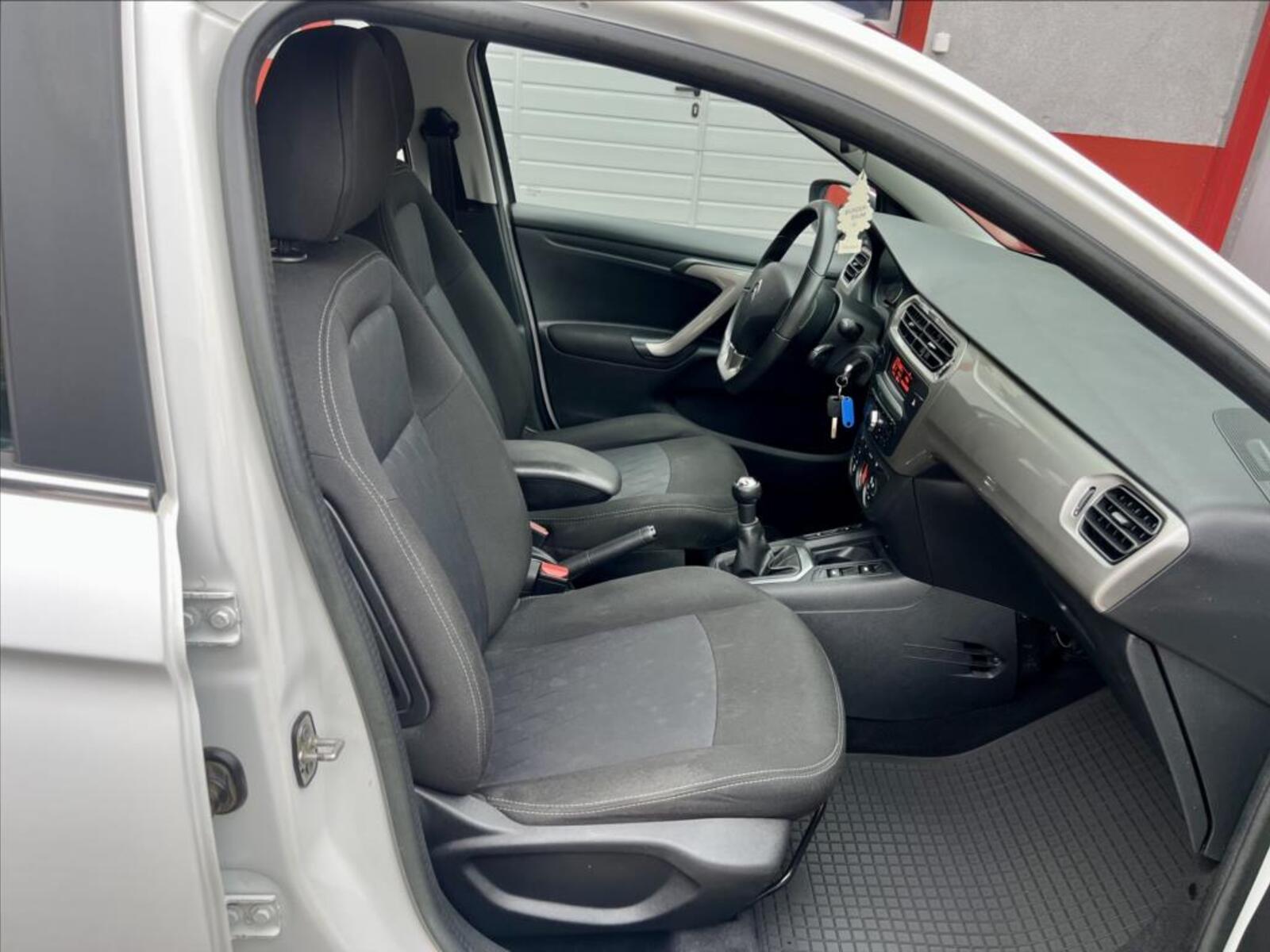 Citroën C-Elysée 18