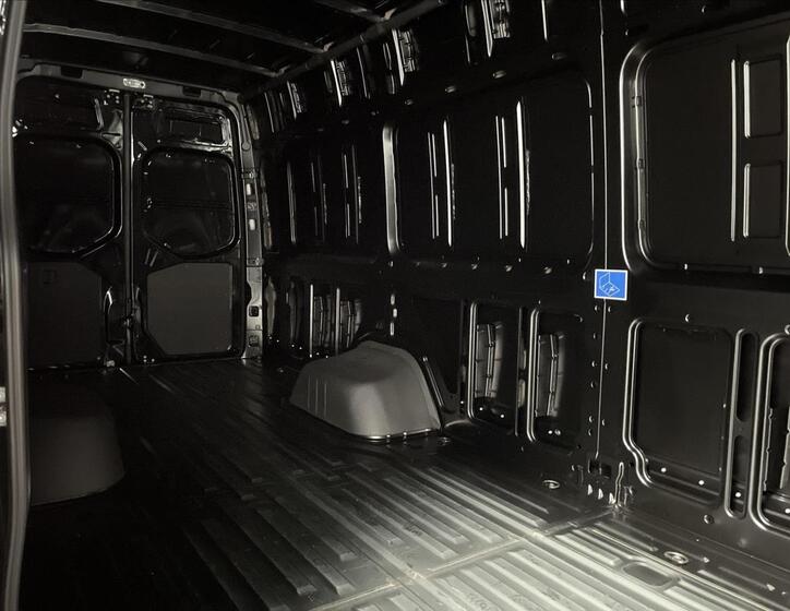 Mercedes-Benz Sprinter 19