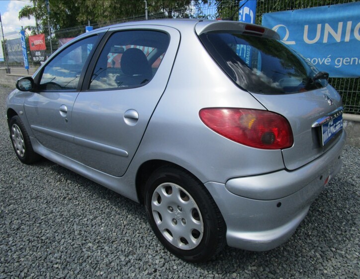 Peugeot 206 6