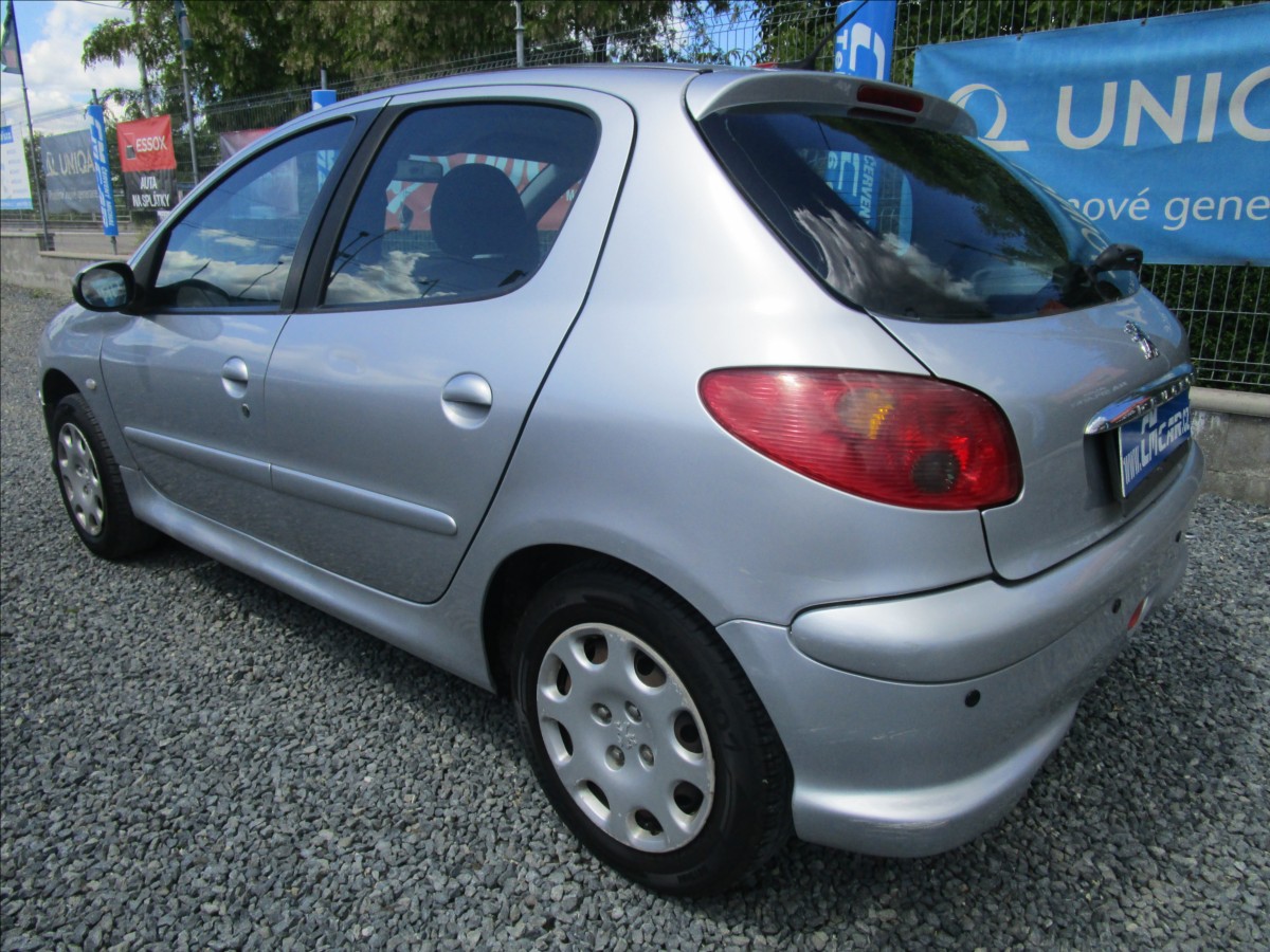 Peugeot 206