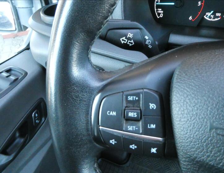 Ford Transit 30