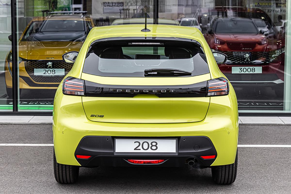 Peugeot 208