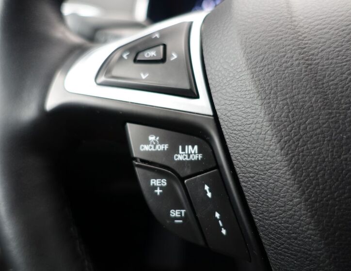 Ford Galaxy 24