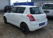 Suzuki Swift 4