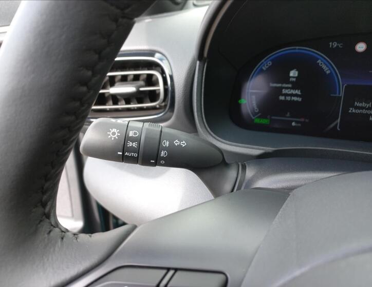 Toyota Yaris 18