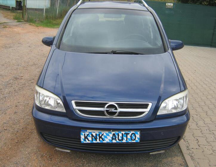 Opel Zafira 1