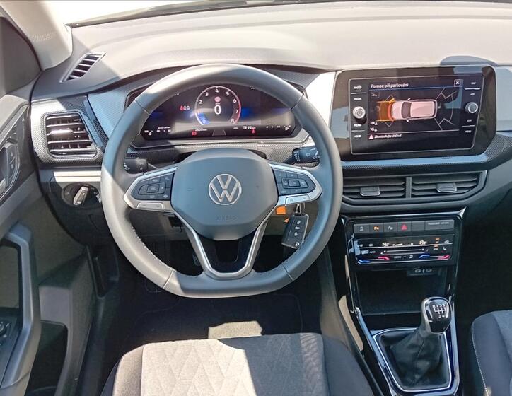 Volkswagen T-Cross 6
