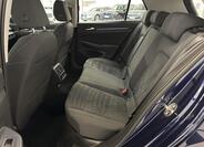 Volkswagen Golf 24