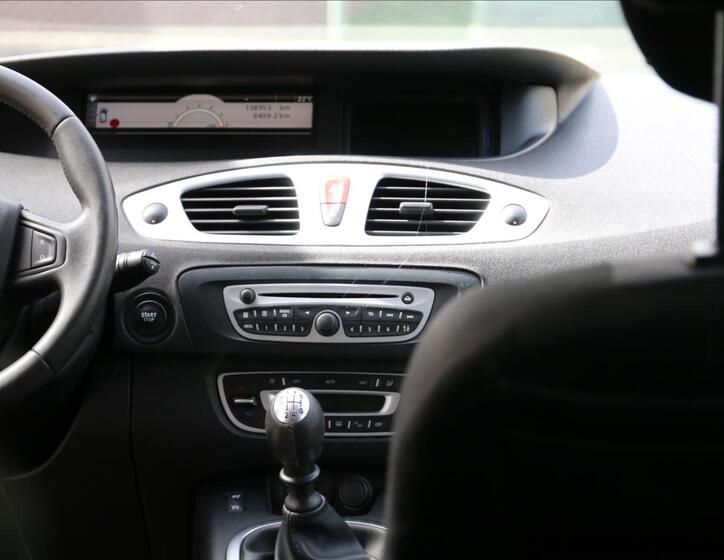 Renault Scénic 25