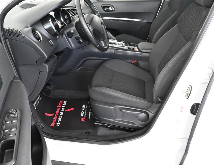 Peugeot 3008 9