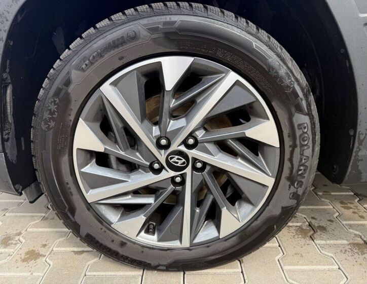 Hyundai Tucson 9